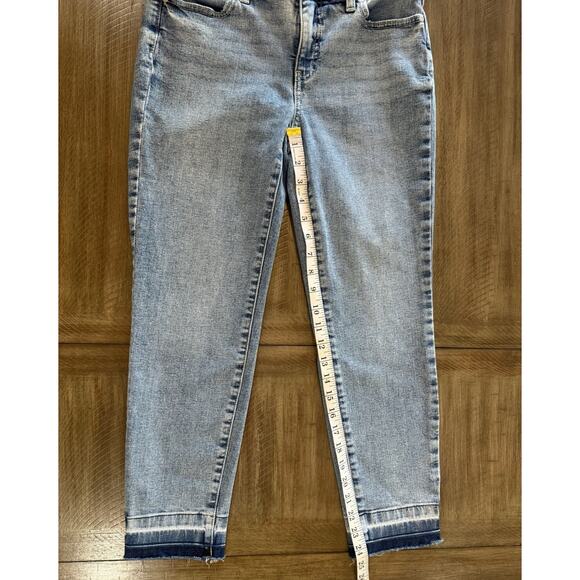 Talbots Slim Ankle Jean Blue Denim Cropped Pants Released Hem Womens Size 4P EUC - Picture 9 of 16